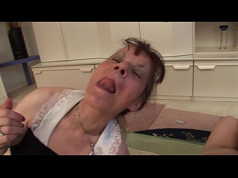 ❤️ To bestemødre og en bestefar har en trekant ❌ Superporno hos oss ️❤